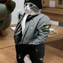 ЕбучийКомару