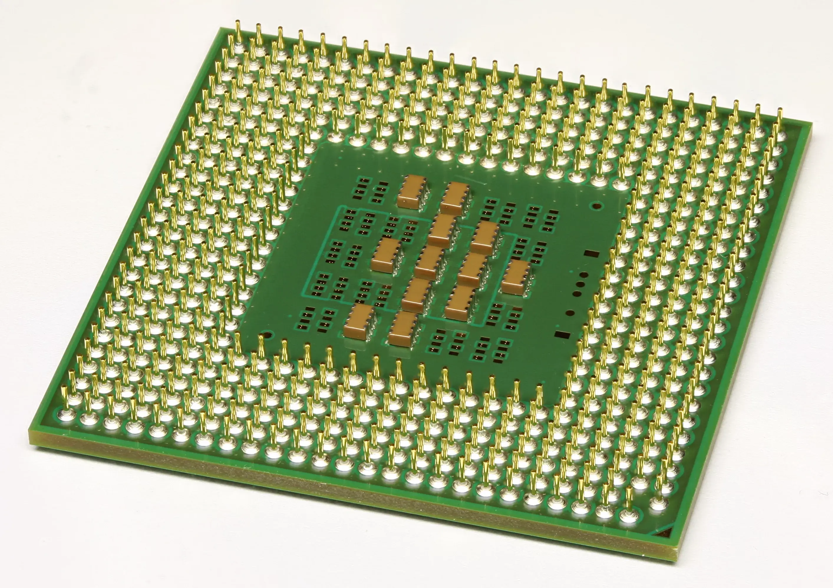 Процессор processor. Intel Pentium III 1333 ножки процессора. Микропроцессор Pentium m. Socket 940. Pentium 4/Athlon XP 2.4 ГГЦ,.